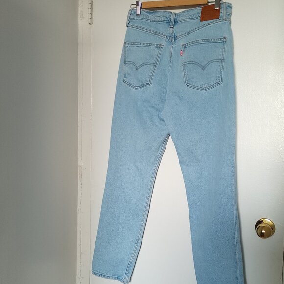 Levi’s Womens’ Jeans, Light Blue Wash, 70’s High Slim Straight, Sz. 30 - Picture 5 of 16